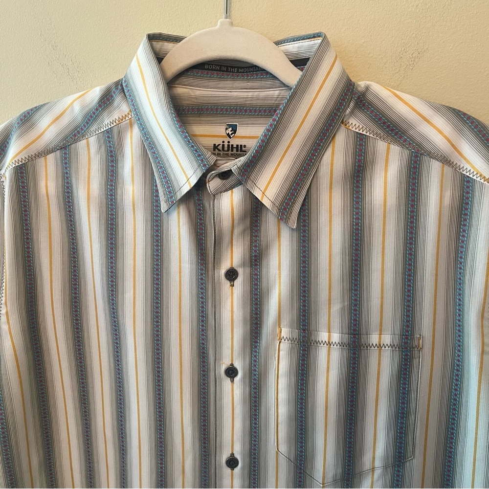 Kuhl Short Sleeve Button Up Western Blue Yellow Stripes Men's Medium Gorpcore